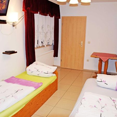 Ferienwohnung/ Ferienzimmer Asche Aschersleben Exteriör bild