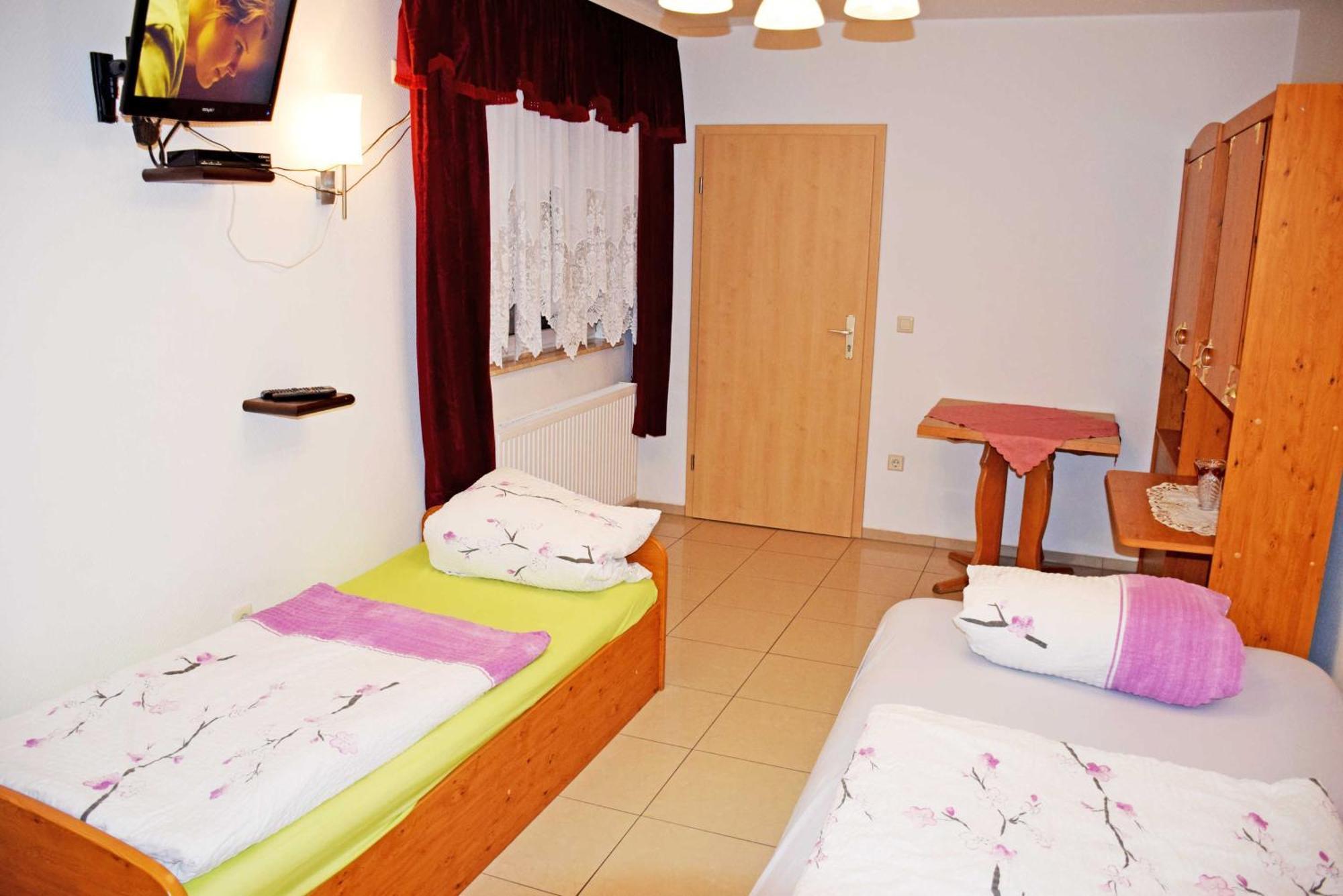 Ferienwohnung/ Ferienzimmer Asche Aschersleben Exteriör bild