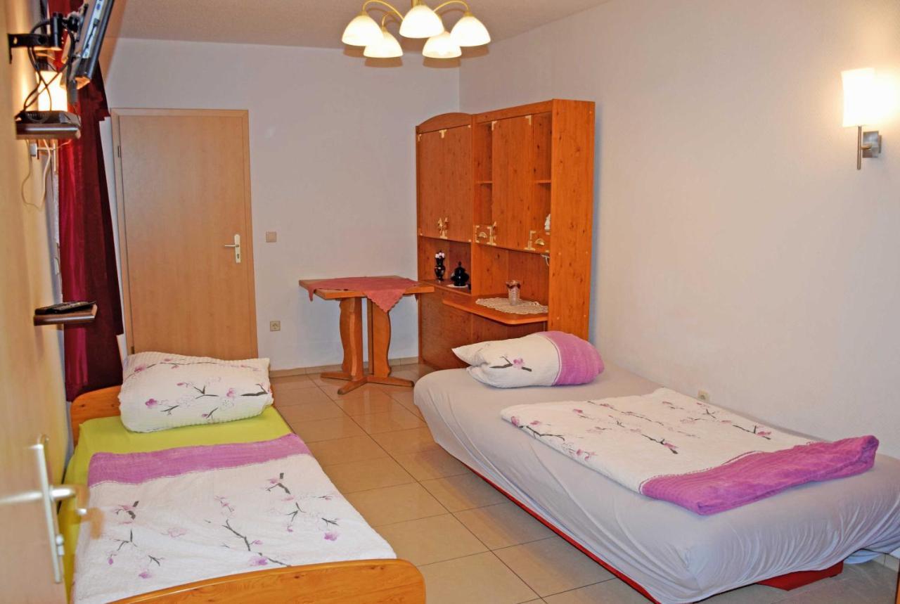 Ferienwohnung/ Ferienzimmer Asche Aschersleben Exteriör bild