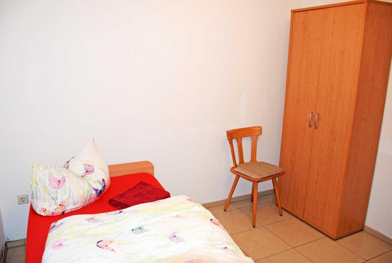 Ferienwohnung/ Ferienzimmer Asche Aschersleben Exteriör bild